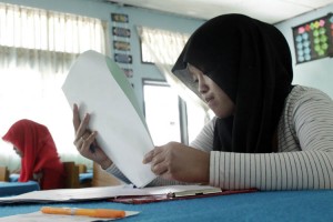 Pelajar Aceh Tengah sedang mengikuti try out.(Lintas Gayo | Safutra R)