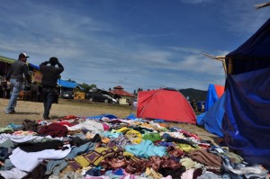 Pakaian di lokasi pengungsian korban gempa gayo (wyra)