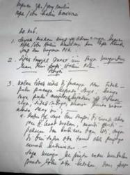 Tulisan Tangan Akil kepada Hakim Konstitusi (Foto: Ist)