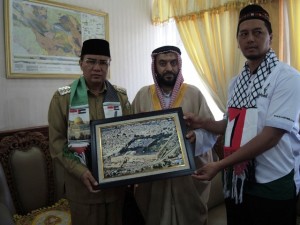 Ulama Palestina dan Bupati Nasruddin di Takengon Aceh Tengah -Lintas Gayo 1