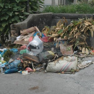 sampah di Gentala (Foto/kosi NT)