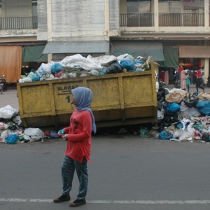 Sampah di Pasar Inpres